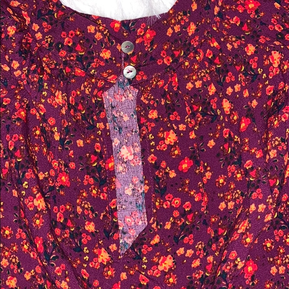 Forever21 Blouse - Picture 3 of 3